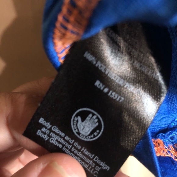 2 Athletic T-shirts (4T) - Nike & Body Glove - Picture 6 of 8